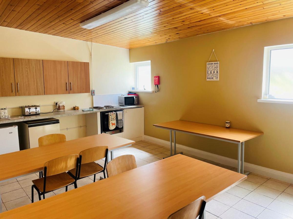 Greenway&Copper Coast Hostel Bunmahon Esterno foto