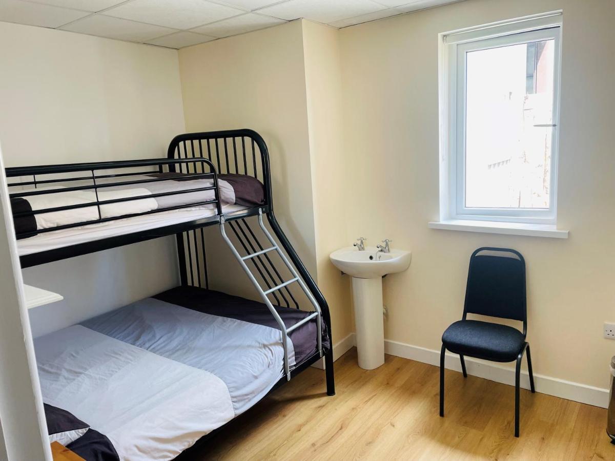 Greenway&Copper Coast Hostel Bunmahon Esterno foto