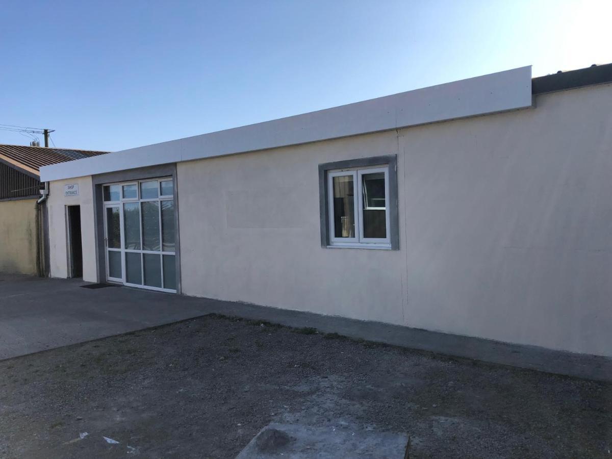 Greenway&Copper Coast Hostel Bunmahon Esterno foto